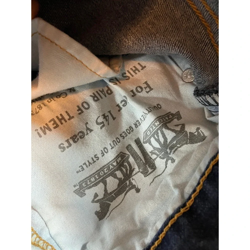 Levis levi 511
